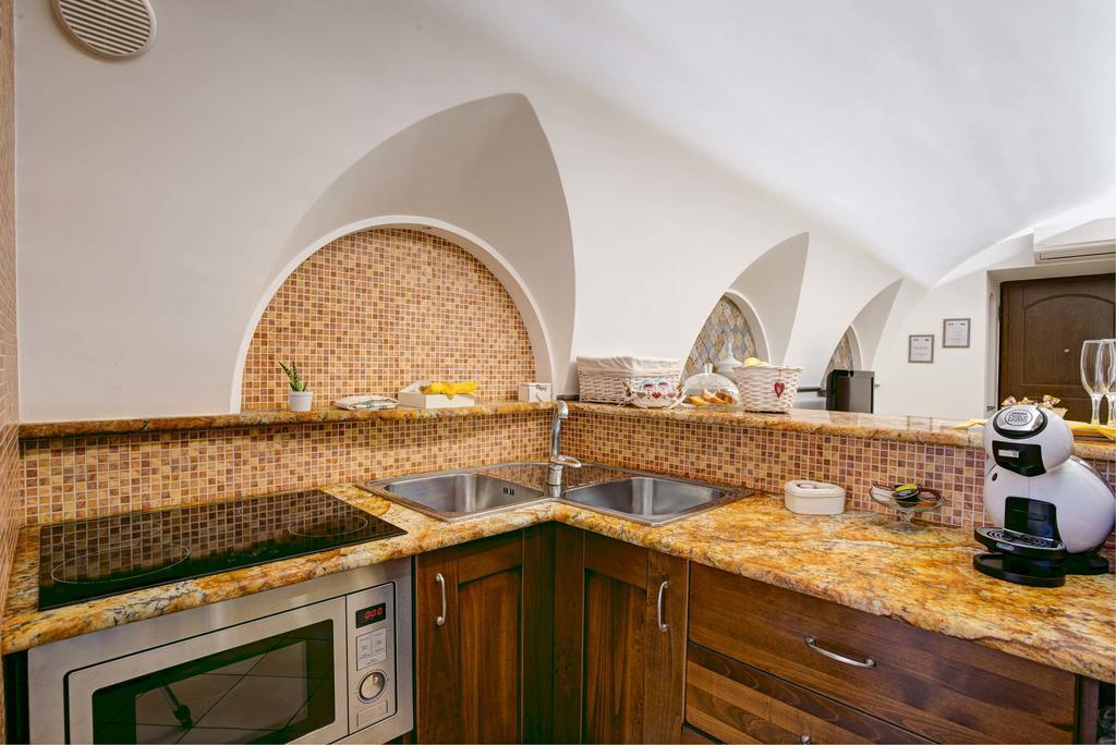 Cuore Di Sorrento Suites Eksteriør billede