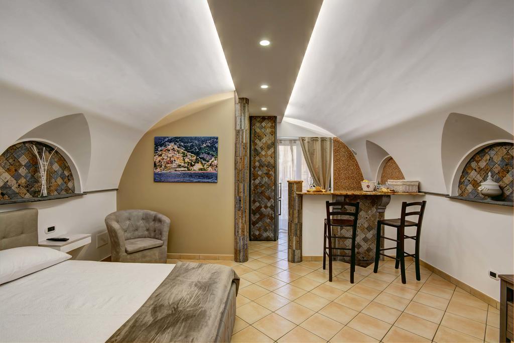 Cuore Di Sorrento Suites Eksteriør billede